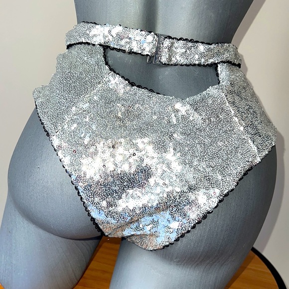 COPY - for-love-and-lemons-taylor-swift-high-waisted-sequin-panties-silver-size… - Picture 2 of 5